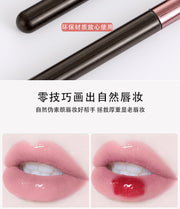 Round Head lip brush lipstick brush beauty tools concealer brush blooming brush portable lip makeup brush wholesale one-piece delivery